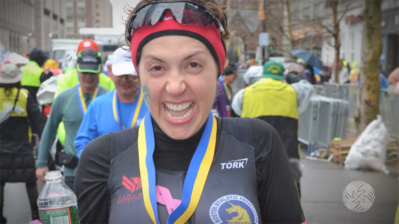 Paciente corre maratona após câncer de mama