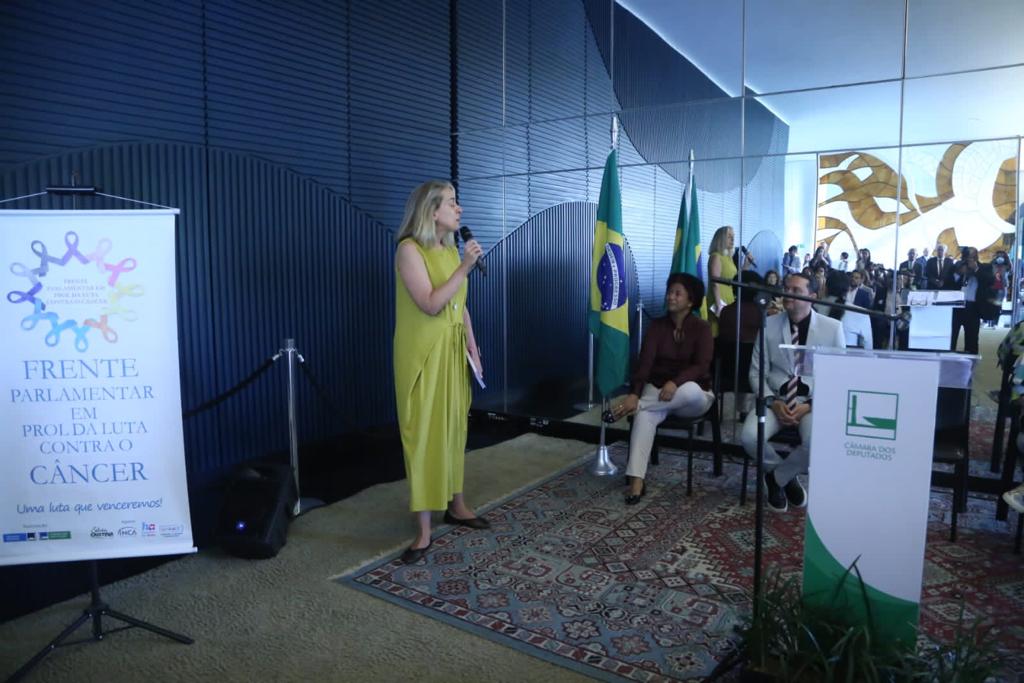 Dia Mundial do Câncer: Instituto Vencer o Câncer na Câmara do Deputados