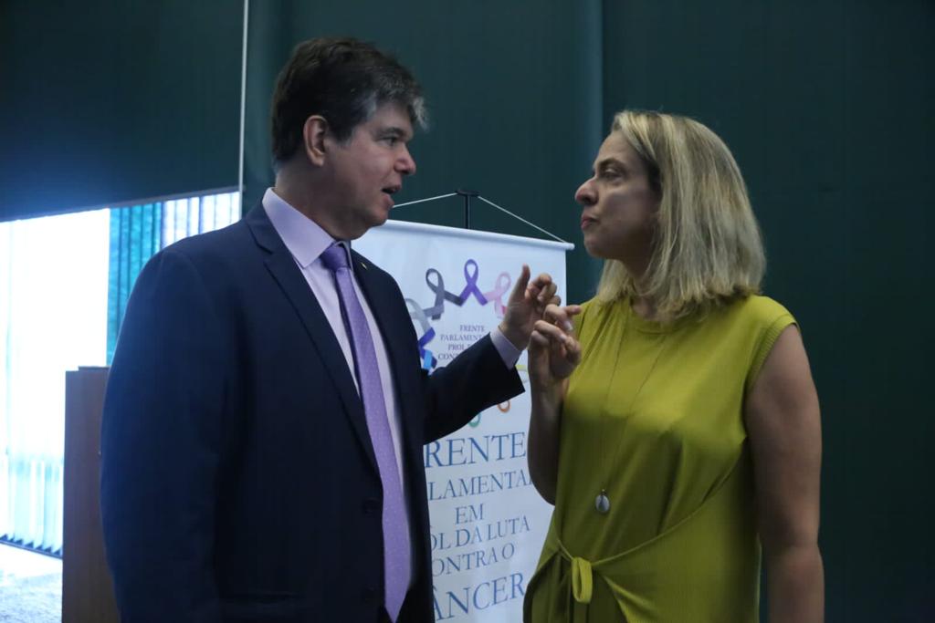 Dia Mundial do Câncer: Instituto Vencer o Câncer na Câmara do Deputados