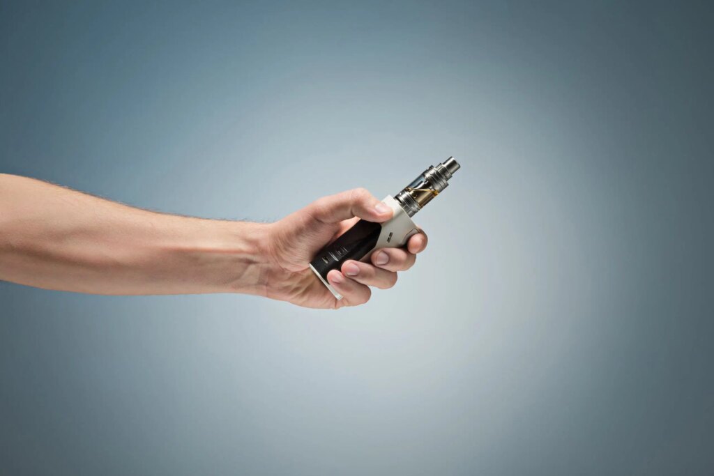 Reportagem alerta para os perigos do vape
