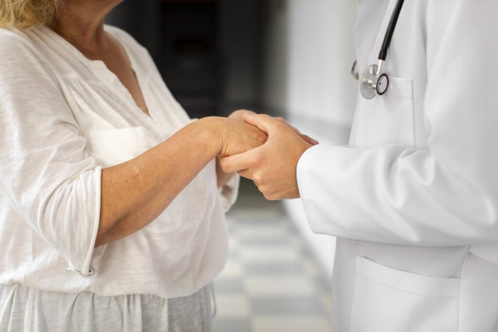 Importância do acompanhamento médico regular na prevenção e diagnóstico precoce do câncer