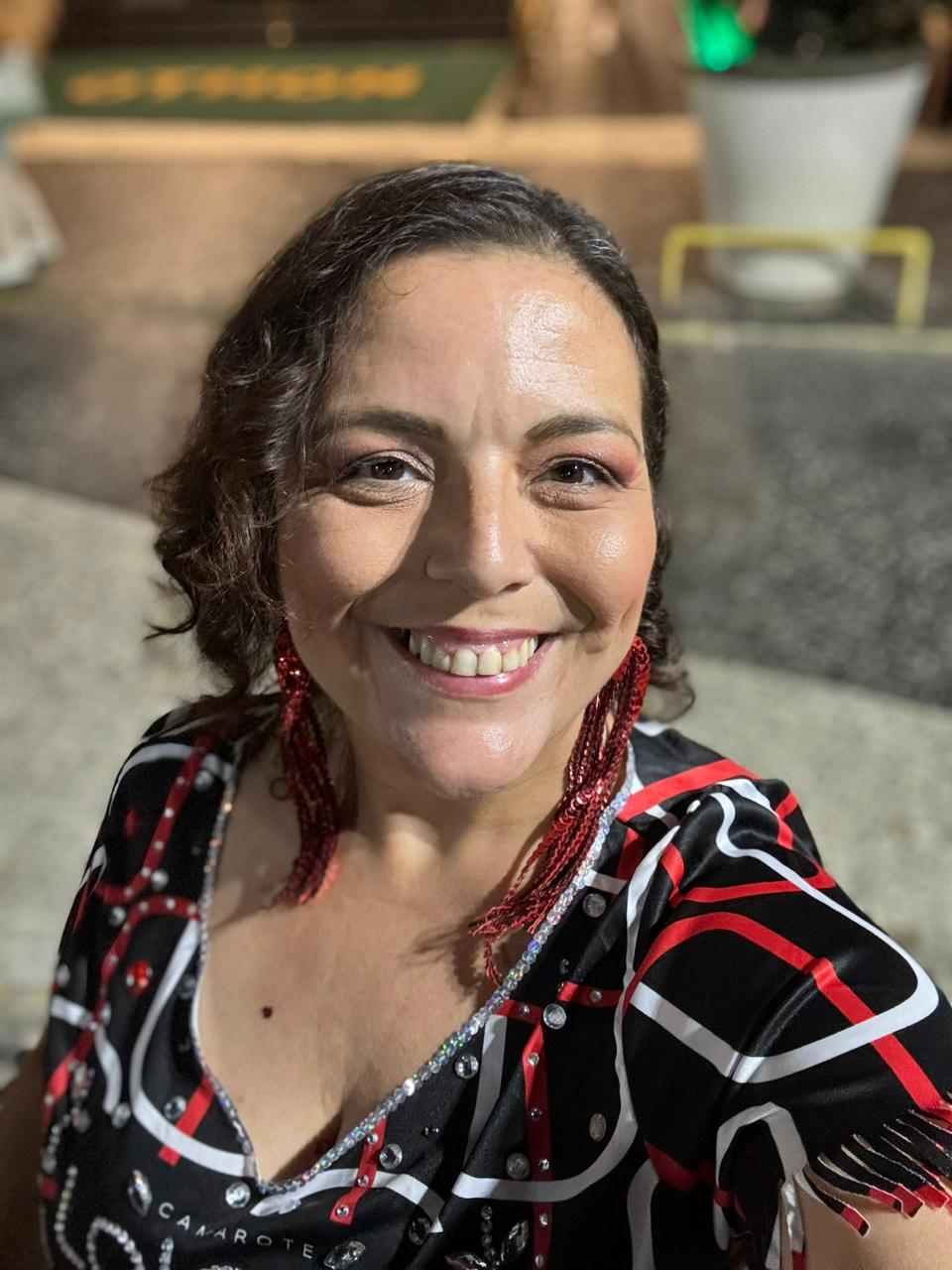 “Hoje, sou eu quem está no comando”: jornada de Juliana ensina como cuidados paliativos é sobre viver bem