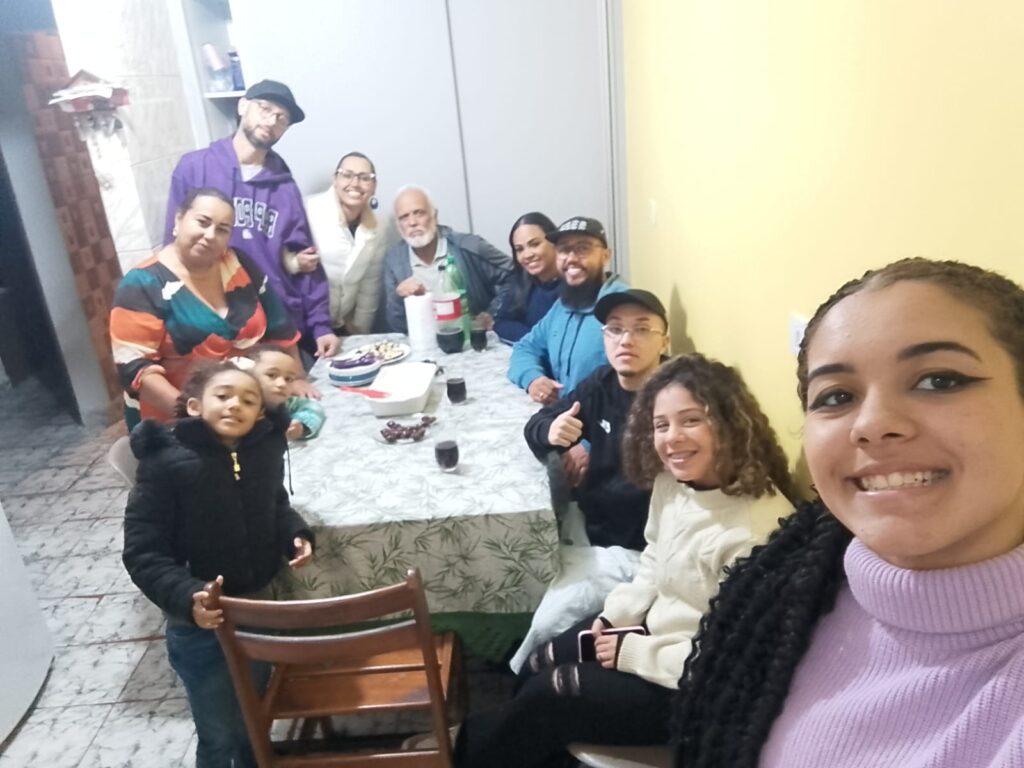 Crônicas de Outubro - O doce recomeço de Jéssica