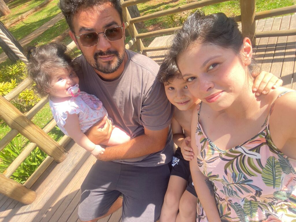 Relatos da jornada - “As pessoas ficam falando que cabelo cresce, não entendem que para nós é uma coisa muito dolorida”.